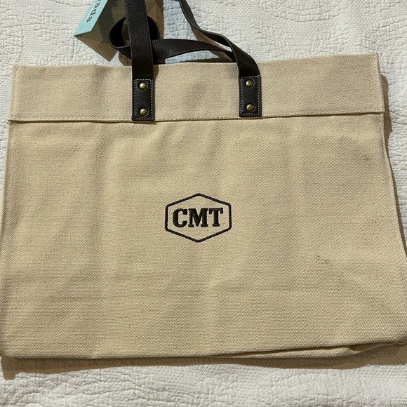 Tote Bundle - Picture 5 of 12